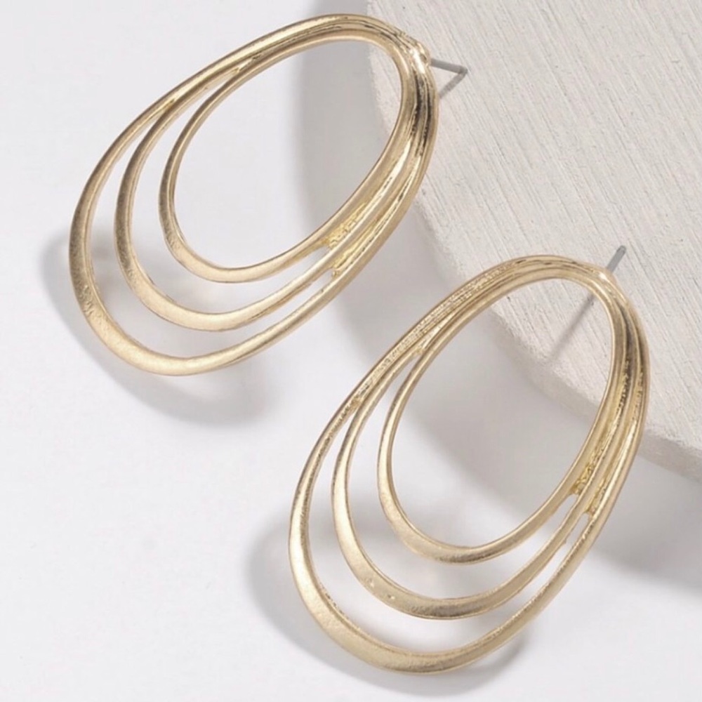 Anthropologie Boho Layered Oval Gold Tone Earrings